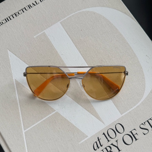 NWT! Polaroid Sunglasses - Picture 1 of 8